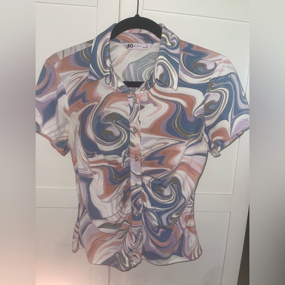 SO Women's 70’s inspired Swirl Patterned Top